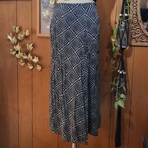 Allison Taylor Geometric Black and White Silk Maxi Skirt Medium